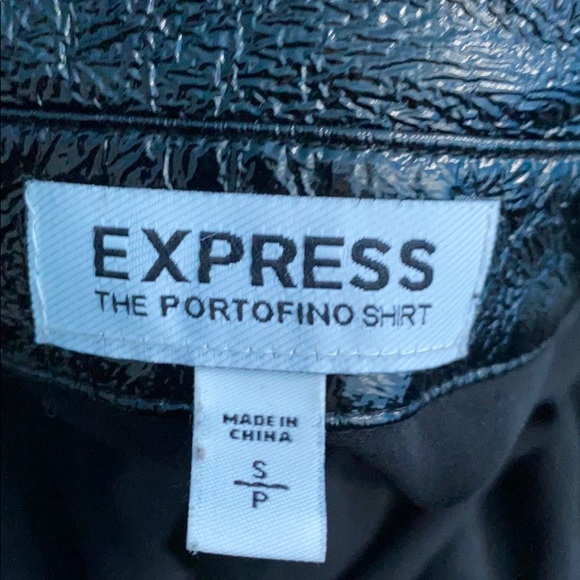 womans collar button down blouse - Picture 5 of 5